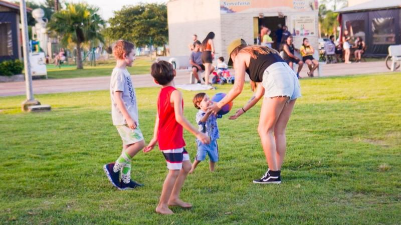 Domingo no Parque Diamante terá especial Dia das Mães com apresentação teatral e stand-up