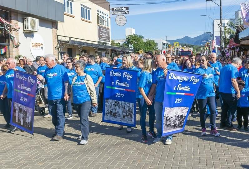 Festa da Gastronomia: famílias de Nova Veneza serão protagonistas em desfile