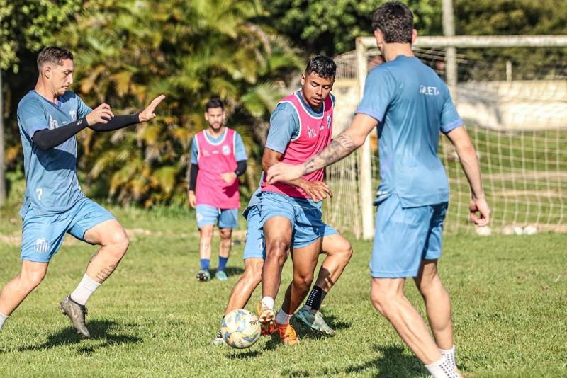 Após goleada diante do Metropolitano, Caravaggio se representa nesta segunda-feira