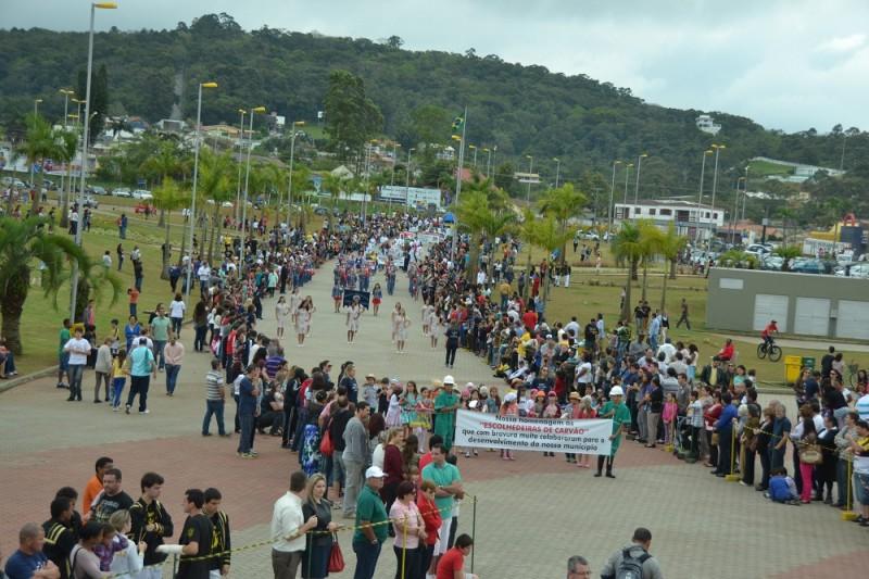 Parque das Nações recebe Desfile Cívico na segunda-feira