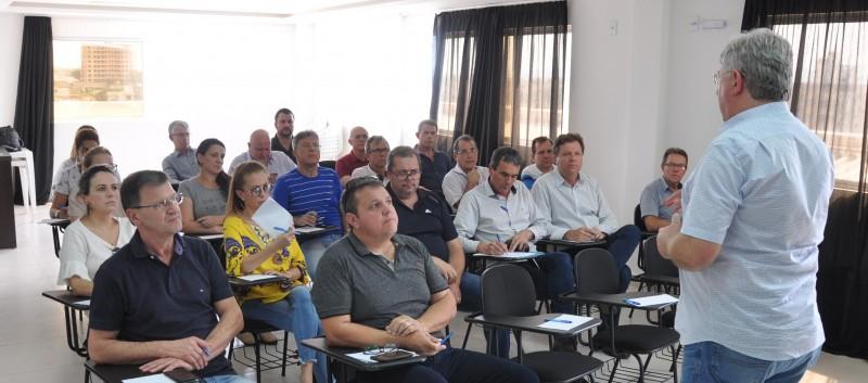 Ruas com características comerciais de Içara passarão por obras nos próximos meses
