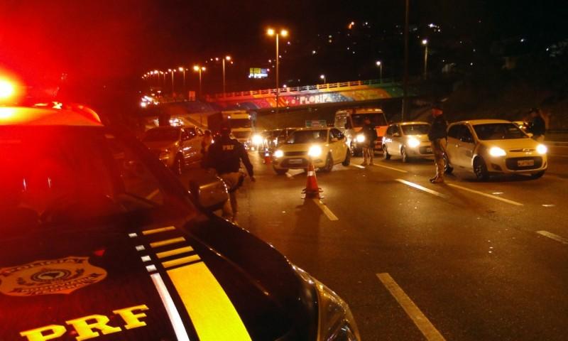 PRF registra 200 flagrantes de motoristas alcoolizados em estradas catarinenses