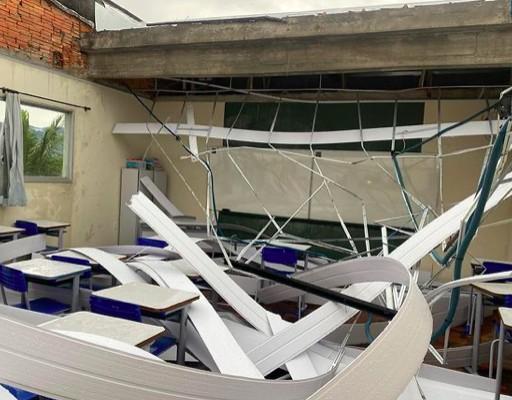 Temporal: residências destelhadas, postes caídos e 30 árvores derrubadas em Orleans 
