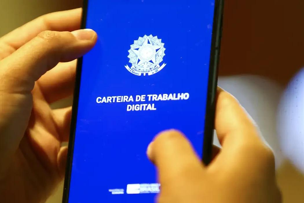 Taxa de desemprego cai para menor porcentagem desde 2012