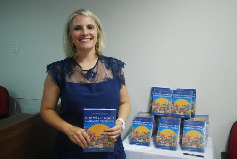 Com base em tratativas internacionais, livro é lançado na OAB Criciúma