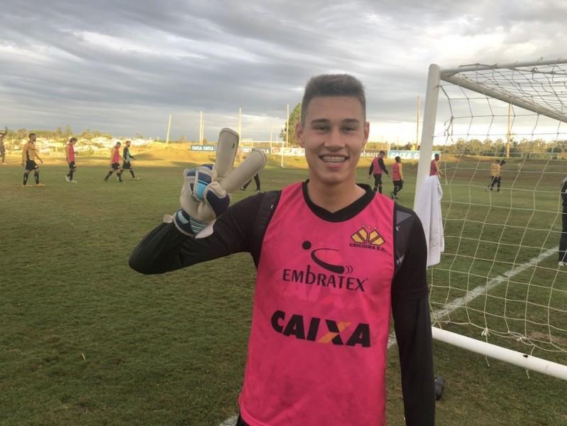 Vinicius próximo de deixar o Tigre