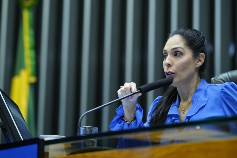 Geovania de Sá propõe isenção do imposto de renda às pessoas com doença celíaca