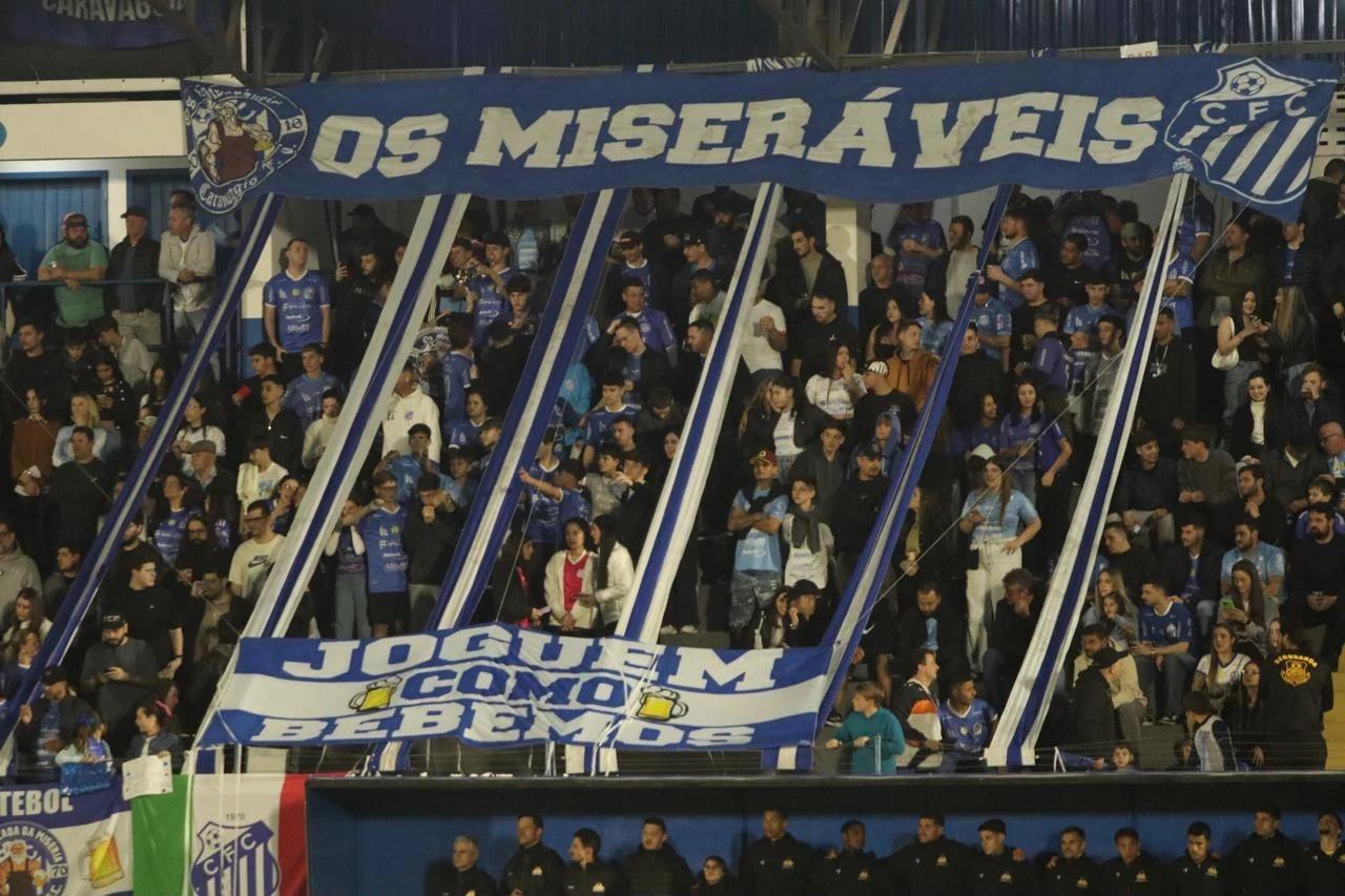 Caravaggio inicia venda de ingressos para jogo contra o Camboriú