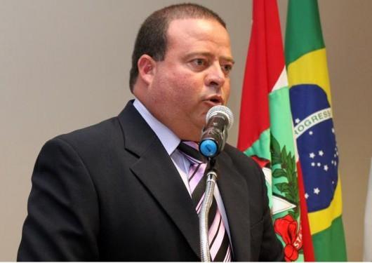 TRE autoriza vereador de Lauro Müller a ficar no cargo