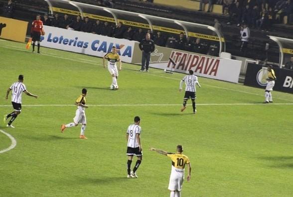 Árbitro Aspirante à Fifa no apito de Bragantino e Criciúma