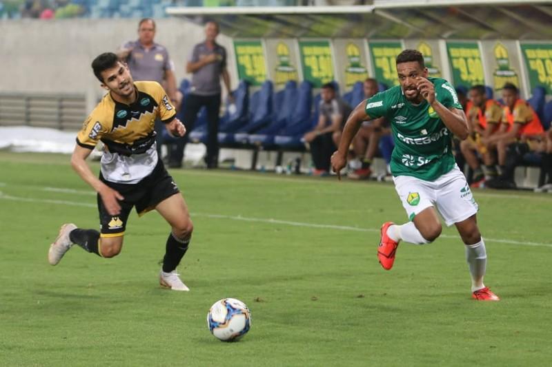 Recheado de desfalques, Waguinho Dias vê valor em empate fora de casa