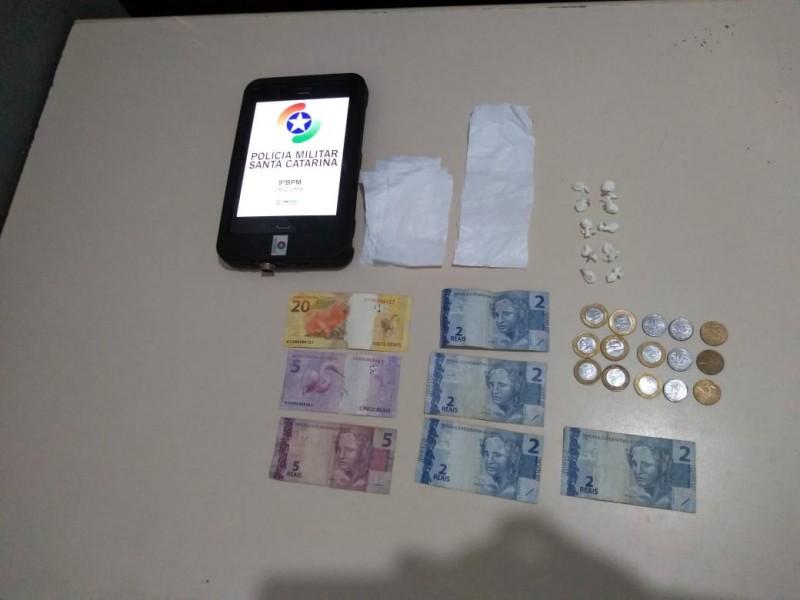Em Criciúma, homem é preso por tráfico de drogas 