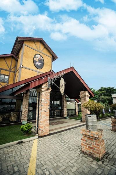 Escola de samba de Arroio do Silva leva história da cerveja à avenida