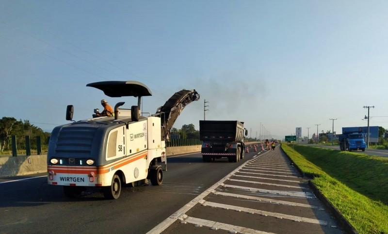 Cronograma semanal de obras da CCR ViaCosteira na BR-101 é divulgado