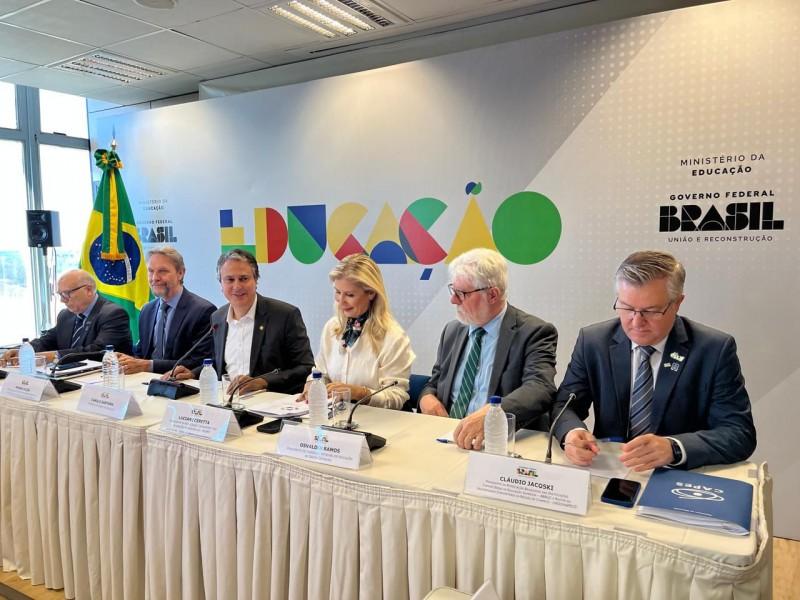 Em Brasília, reitores da Acafe tratam da regulamentação das universidades comunitárias 