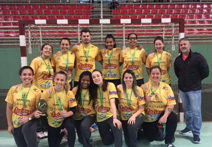 Handebol feminino de Criciúma é bronze na Liga SC