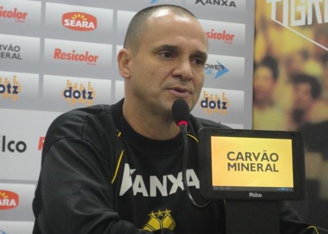 \"Nenhum de nós é mais importante do que todos nós juntos\", destaca Wagner Lopes