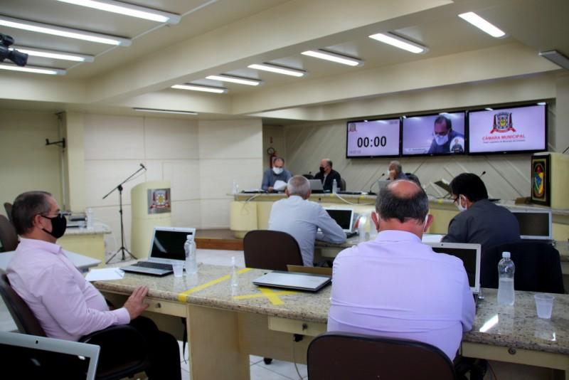 CI Ambulância: vereadores ouvem proprietário da Master Vida