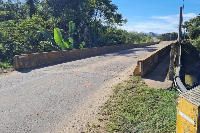 Prefeito de Siderópolis se manifesta sobre atraso nas obras de ponte no Rio Jordão
