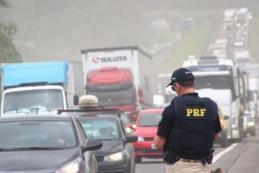 Edital para concurso da PRF deve sair em janeiro