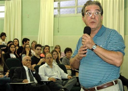 Paulo Andreoli palestra para acadêmicos de jornalismo da Satc