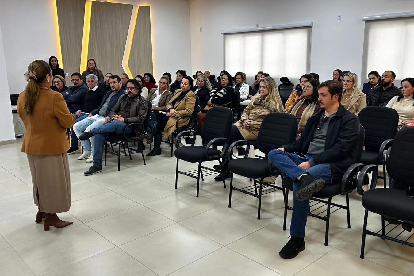 Projeto de saúde mental é lançado na rede municipal de ensino de Araranguá