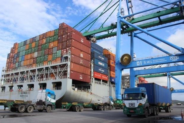 Movimento de cargas no Porto de Imbituba cresce 9,6% no primeiro semestre