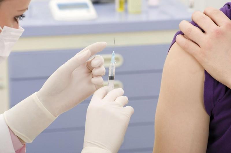 Vacina contra o HPV para meninos tem faixa etária ampliada