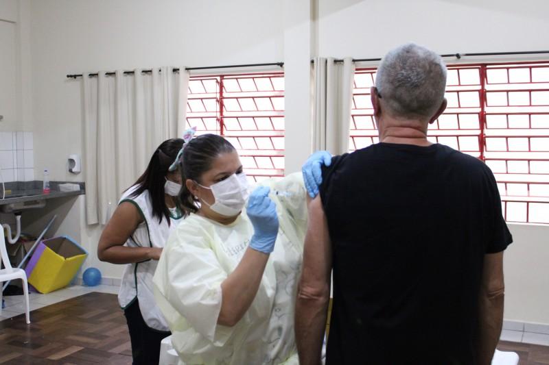 Campanha de vacinação: nova categoria começa a ser vacinada segunda-feira
