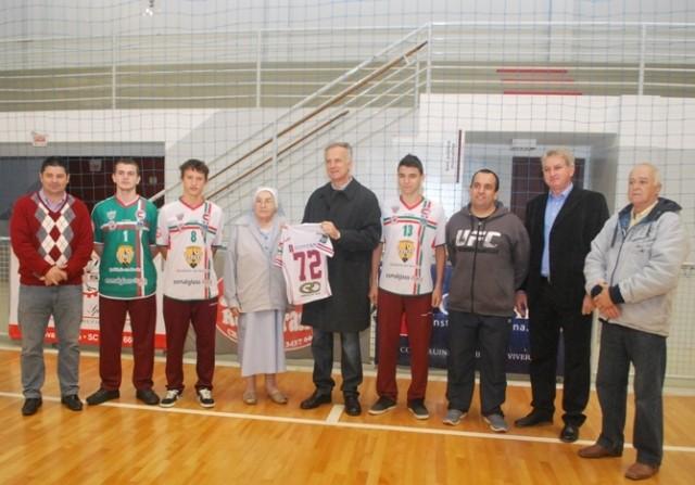 Futsal do Colégio São Bento tem novo patrocinador