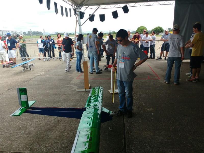 AeroSatc realiza sete voos na primeira competição 