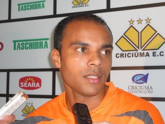 “Derrota serviu de lição”, diz Éric