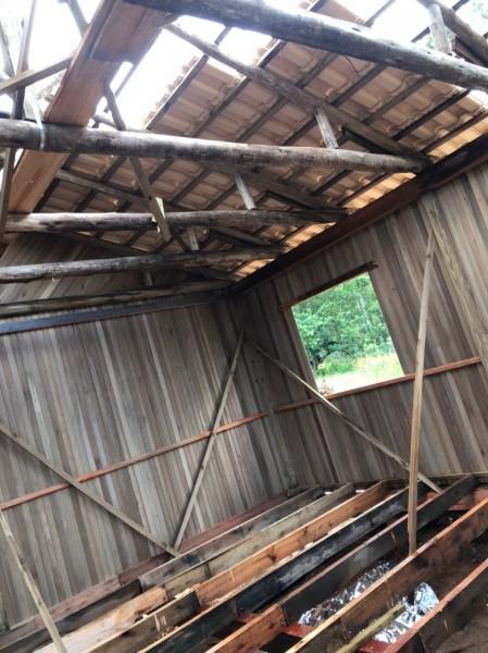 Trabalhador morre após cair de telhado de casa em Urussanga 