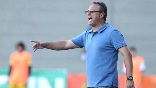 Tigre perto de anunciar o técnico Beto Campos