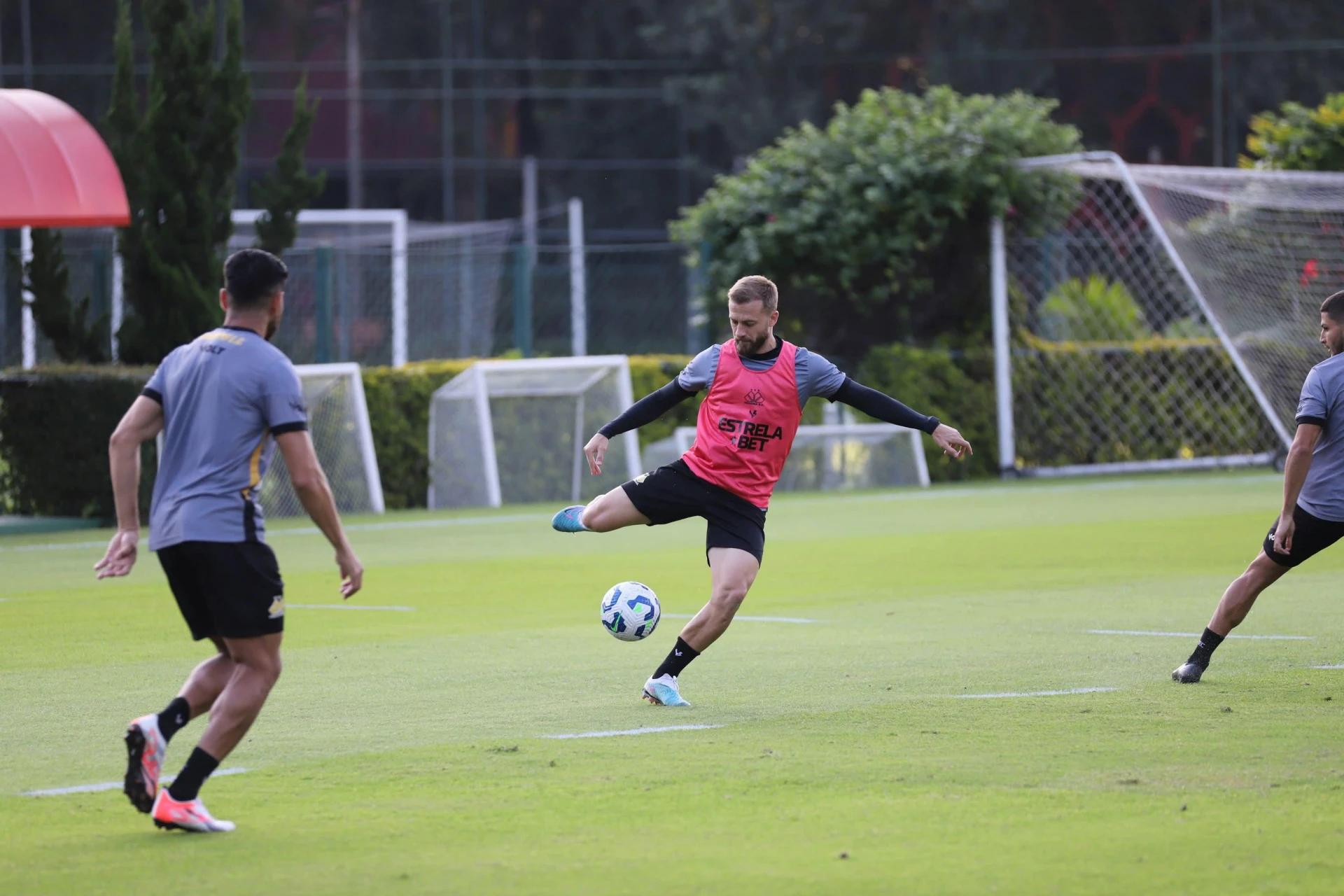 O jogo de hoje vai mostrar o que o Criciúma quer na temporada