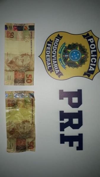 Trio é detido por passar notas falsas na região de Laguna 