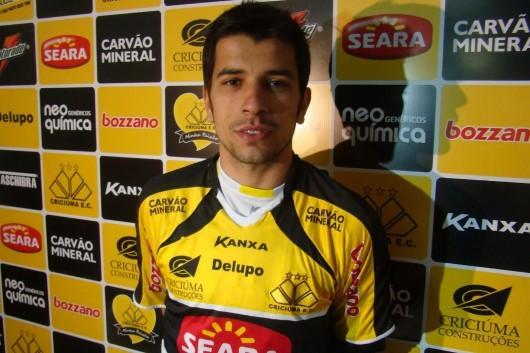 Dois titulares na reserva
