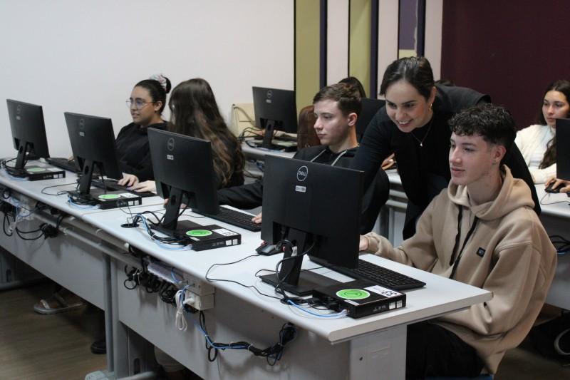 Programa Jovem Aprendiz da Satc Turvo oportuniza vagas para estudantes da região