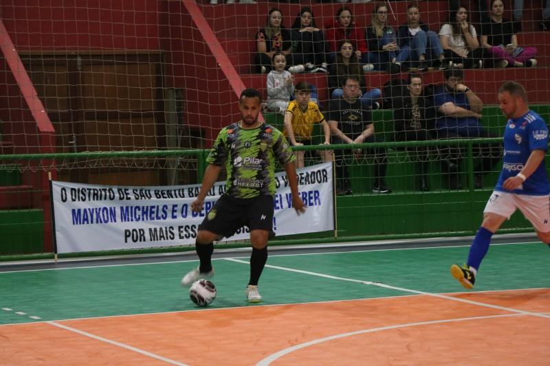 Finais do municipal de futsal ocorrem nesta quinta e sexta-feira