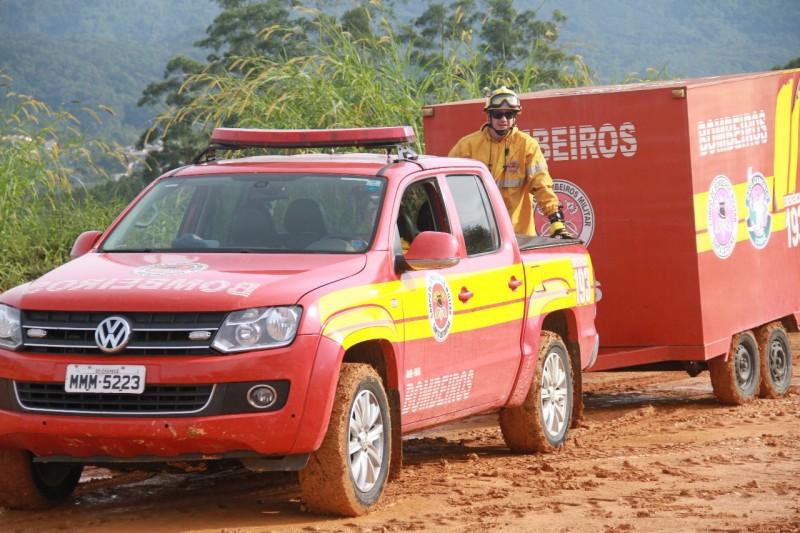 Bombeiros de Santa Catarina prontos para servir em rompimento de barragem