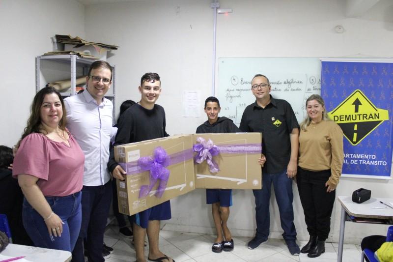 Alunos da Escola Vicente Guollo vencem Concurso Cultural de Educação para o Trânsito