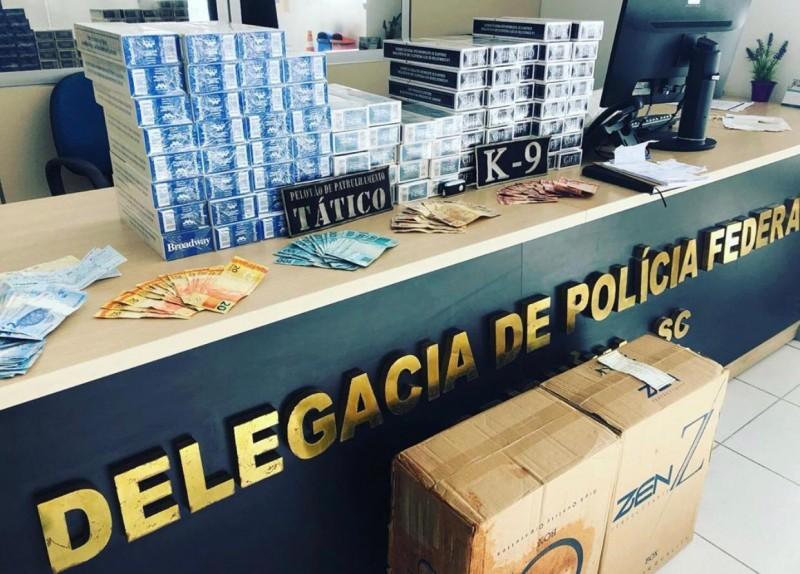Polícia Militar apreende 1860 maços de cigarros em Jaguaruna