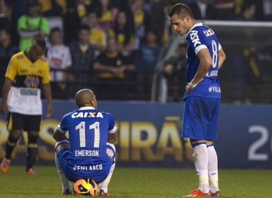 STJD aplica multa ao Tigre por uso de sinalizadores