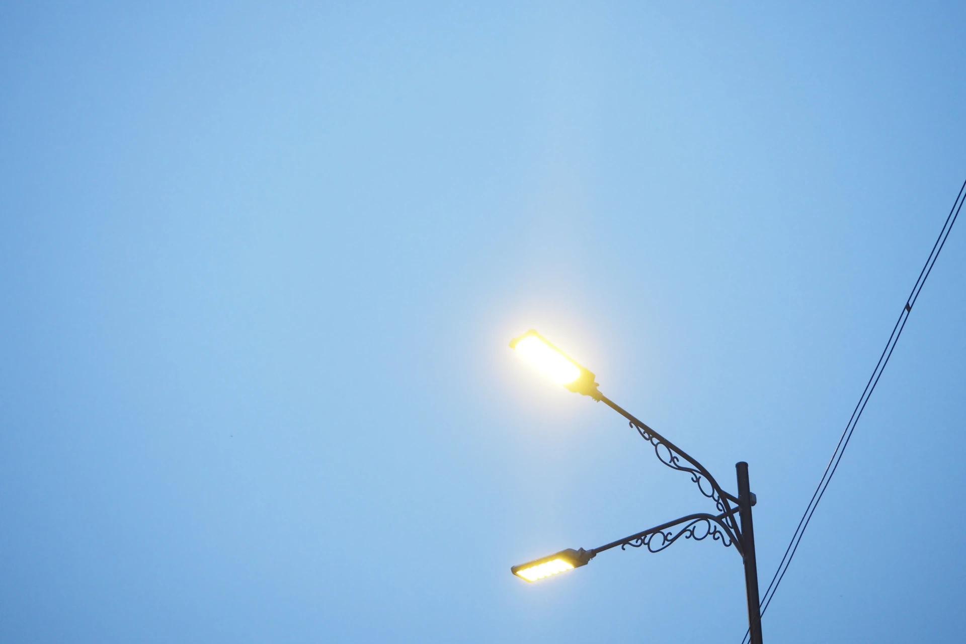Içara testa sistema inteligente de iluminação pública na madrugada desta segunda-feira