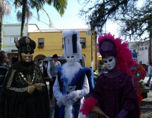 Baile de gala do Carnevale di Venezia no dia 2 de junho