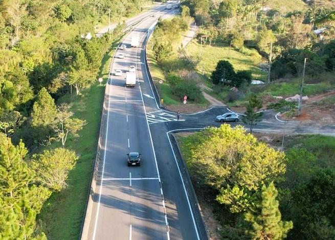 Obras de melhorias da CCR ViaCosteira foram concluídas em sete acessos na BR-101