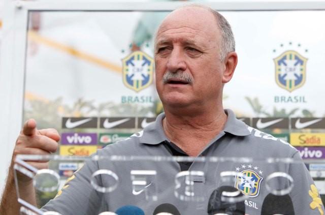 Felipão convoca jogadores ‘estrangeiros’ para amistoso com África do Sul