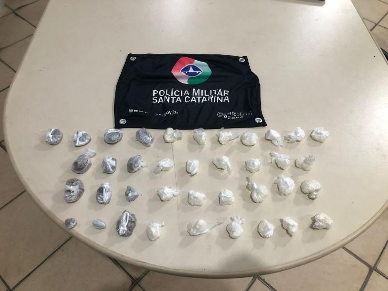 Em operação, PM apreende crack e maconha no bairro Tereza Cristina 