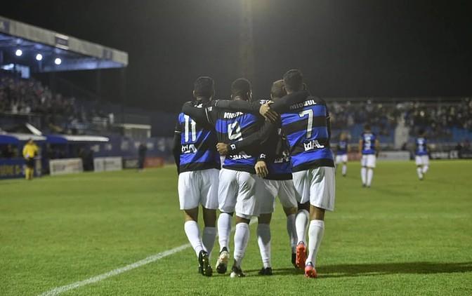 Definidas as datas e horários de Atlético Tubarão e Brusque 