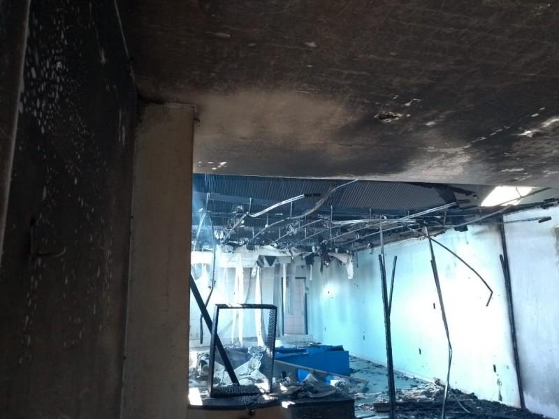 Incêndio é registrado em ginásio de esportes em Tubarão 